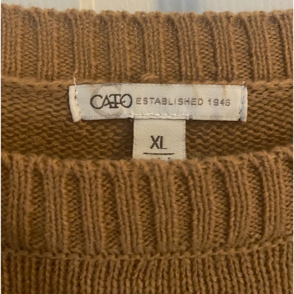 Women’s fall sweater/soft, comfortable and cozy. - Picture 5 of 7